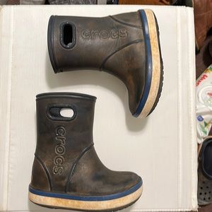 Toddler croc boots